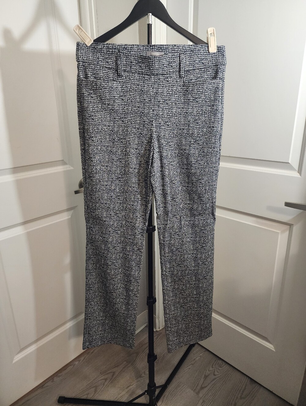 Maurices Black/White Tweed Stretch Pants Size L